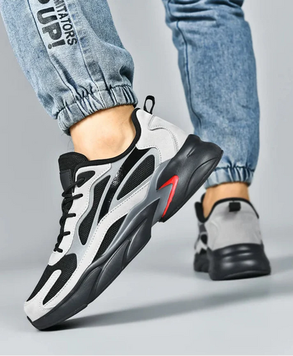 Stridemark Sneakers